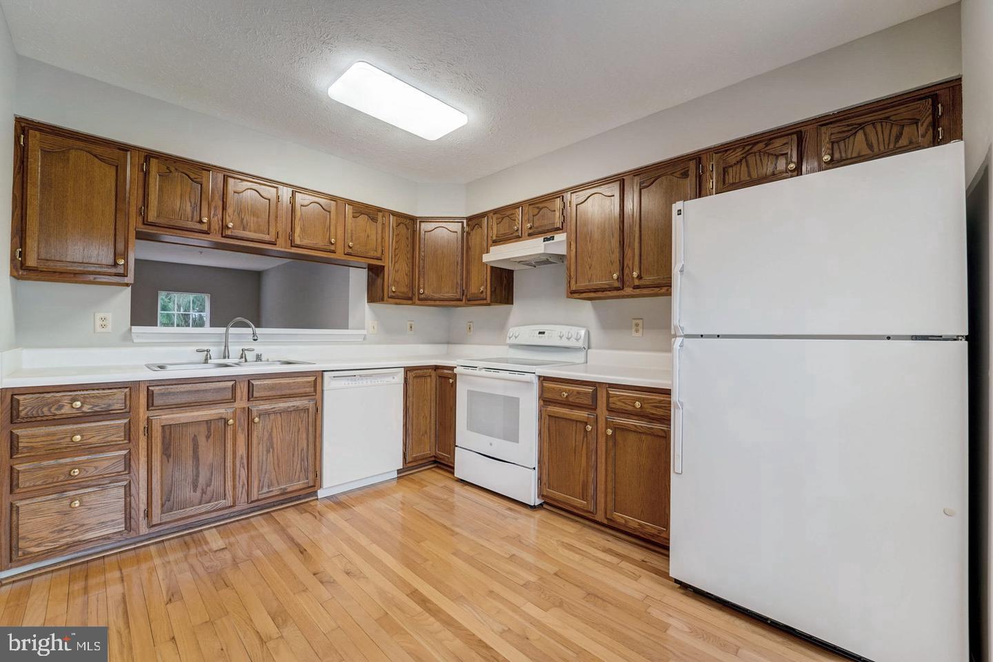 1248 Quaker Ridge Drive Arnold, MD 21012 - Photo 3 of 18