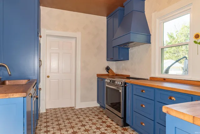 $499,000 | 1112 South Madison Street, Bloomington, IN 47403