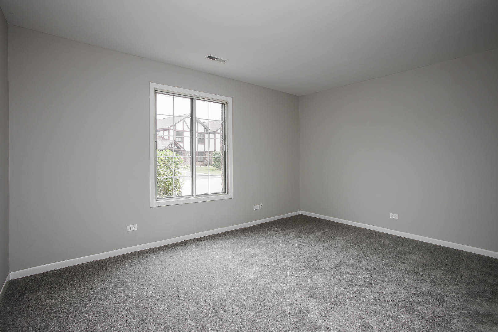 1730 Harrow Court, Unit A Wheaton, IL 60189 - Photo 15 of 17