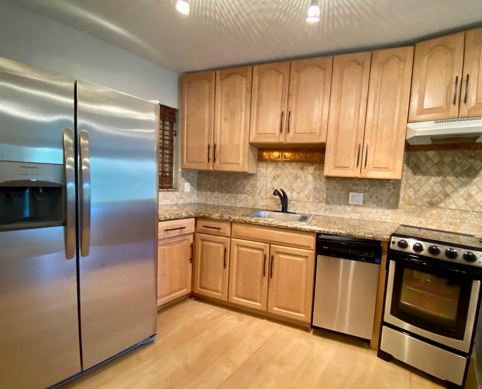 Oaks Kitchen with new appliances