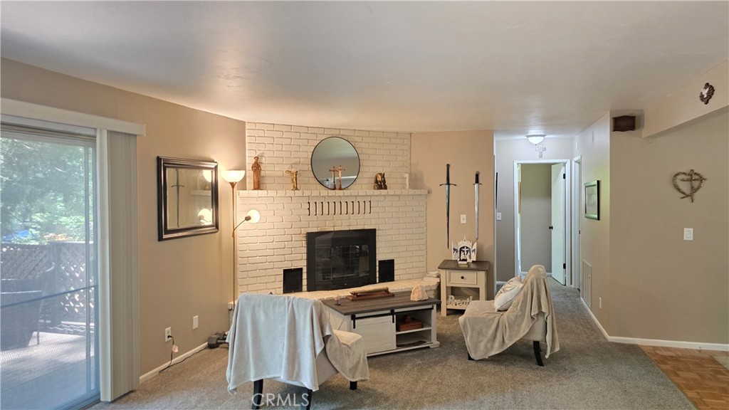 6286 Columbine Road Magalia, CA 95954 - Photo 4 of 33 Cozy sitting area by woodstove