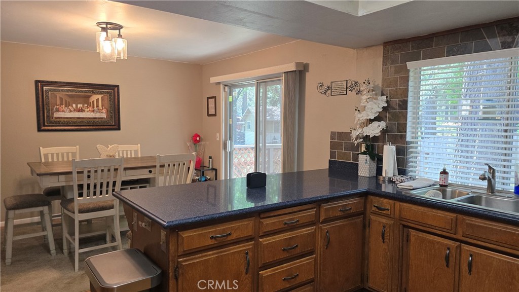 6286 Columbine Road Magalia, CA 95954 - Photo 9 of 33 Lots of storage