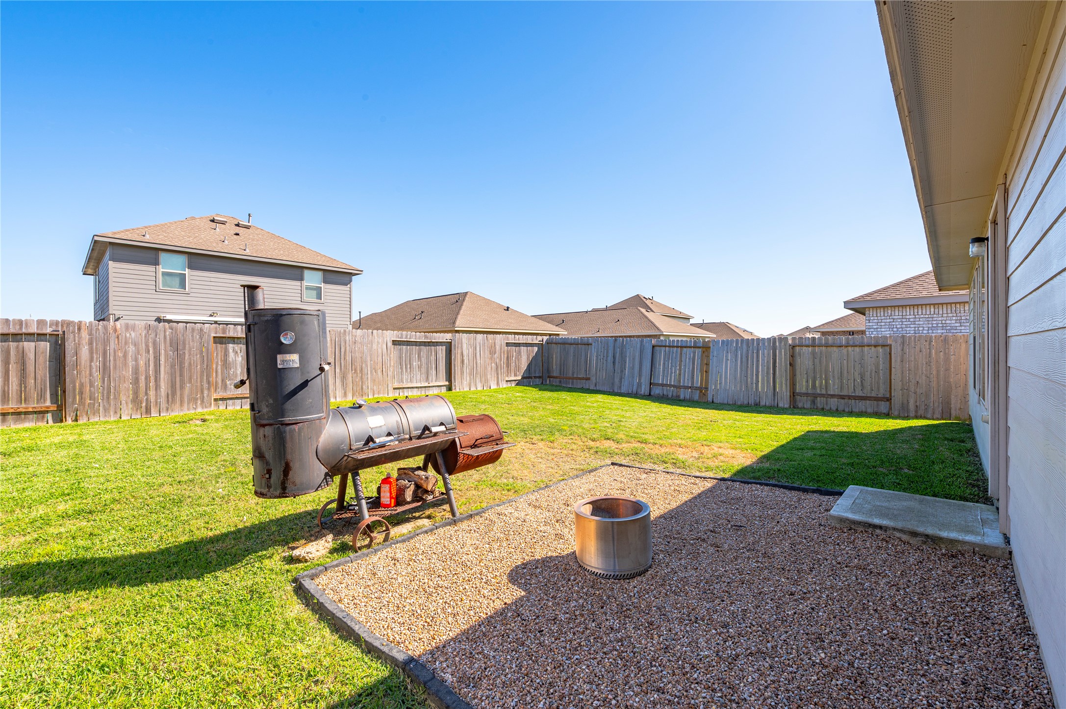 269 Bennett Street Angleton, TX 77515 - Photo 20 of 27