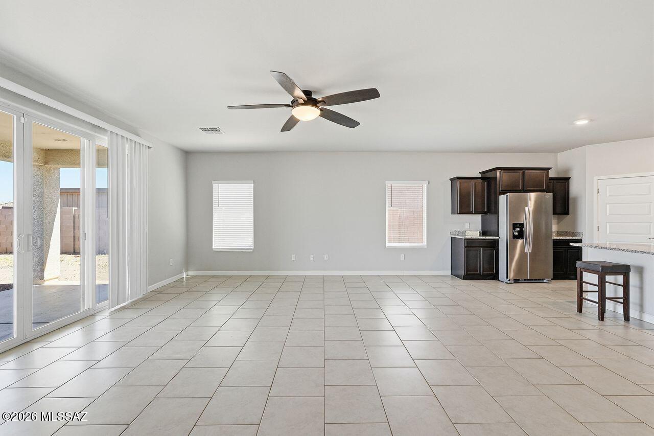 552 West Weldon Street Vail, AZ 85641 - Photo 6 of 30