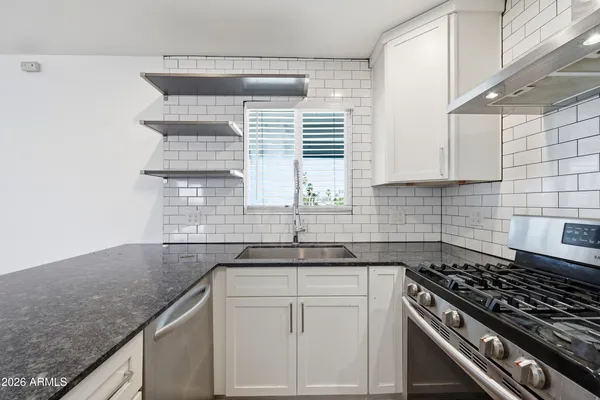 $799 | 3615 North 15th Avenue, Unit 26, Phoenix, AZ 85015