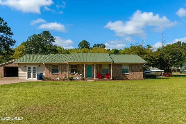 $219,900 | 240 Kerrison Street, Varnville, SC 29944