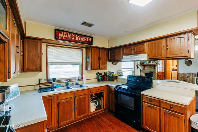 $219,900 | 240 Kerrison Street, Varnville, SC 29944