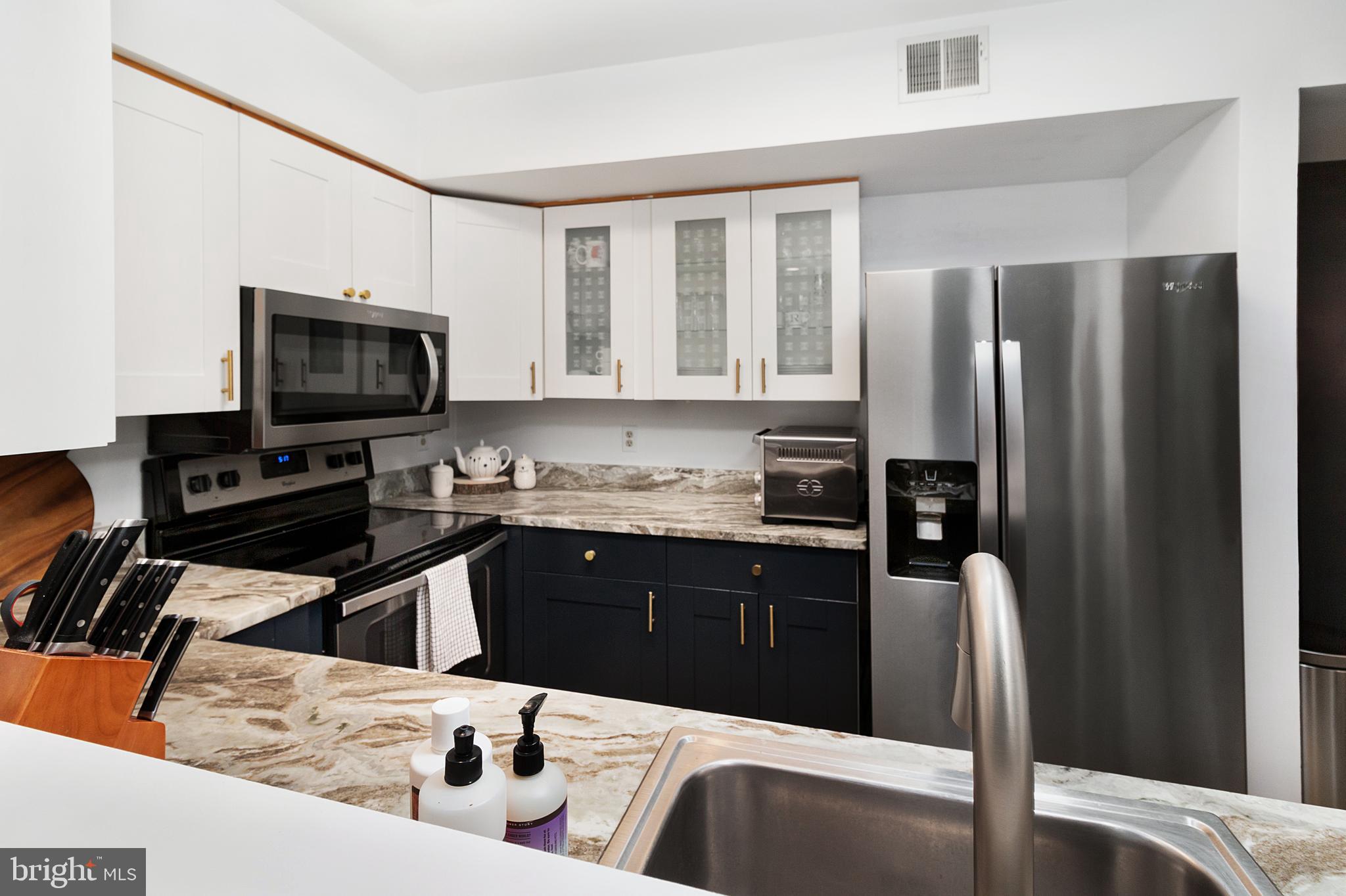 1316 Garden Wall Circle, Unit 214 Reston, VA 20194 - Photo 14 of 23