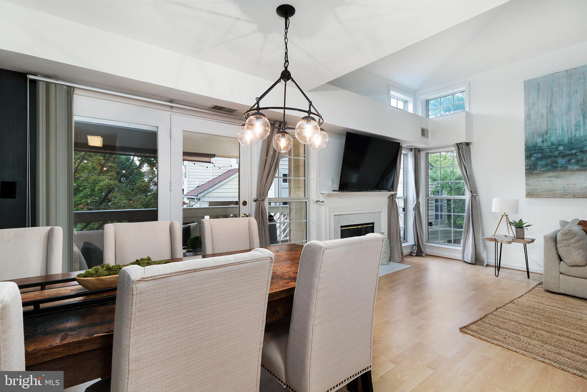 1316 Garden Wall Circle, Unit 214 Reston, VA 20194 - Photo 4 of 23