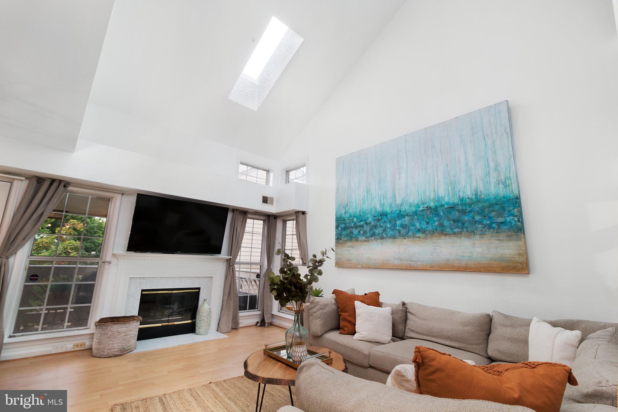 1316 Garden Wall Circle, Unit 214 Reston, VA 20194 - Photo 9 of 23