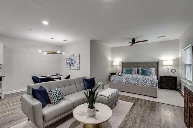 $223,900 | 782 Riverfront Parkway, Unit 415, Chattanooga, TN 37402