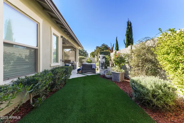 $900,000 | 1936 West Union Park Drive, Phoenix, AZ 85085