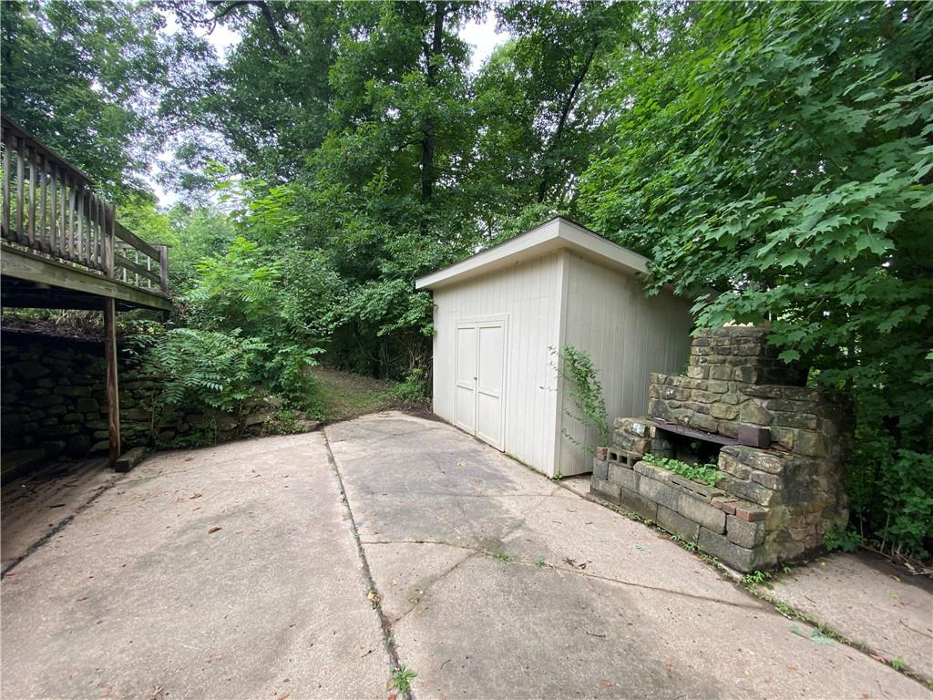 75 Walls Road Nashville, IN 47448 - Photo 16 of 41 Gallery Image 16