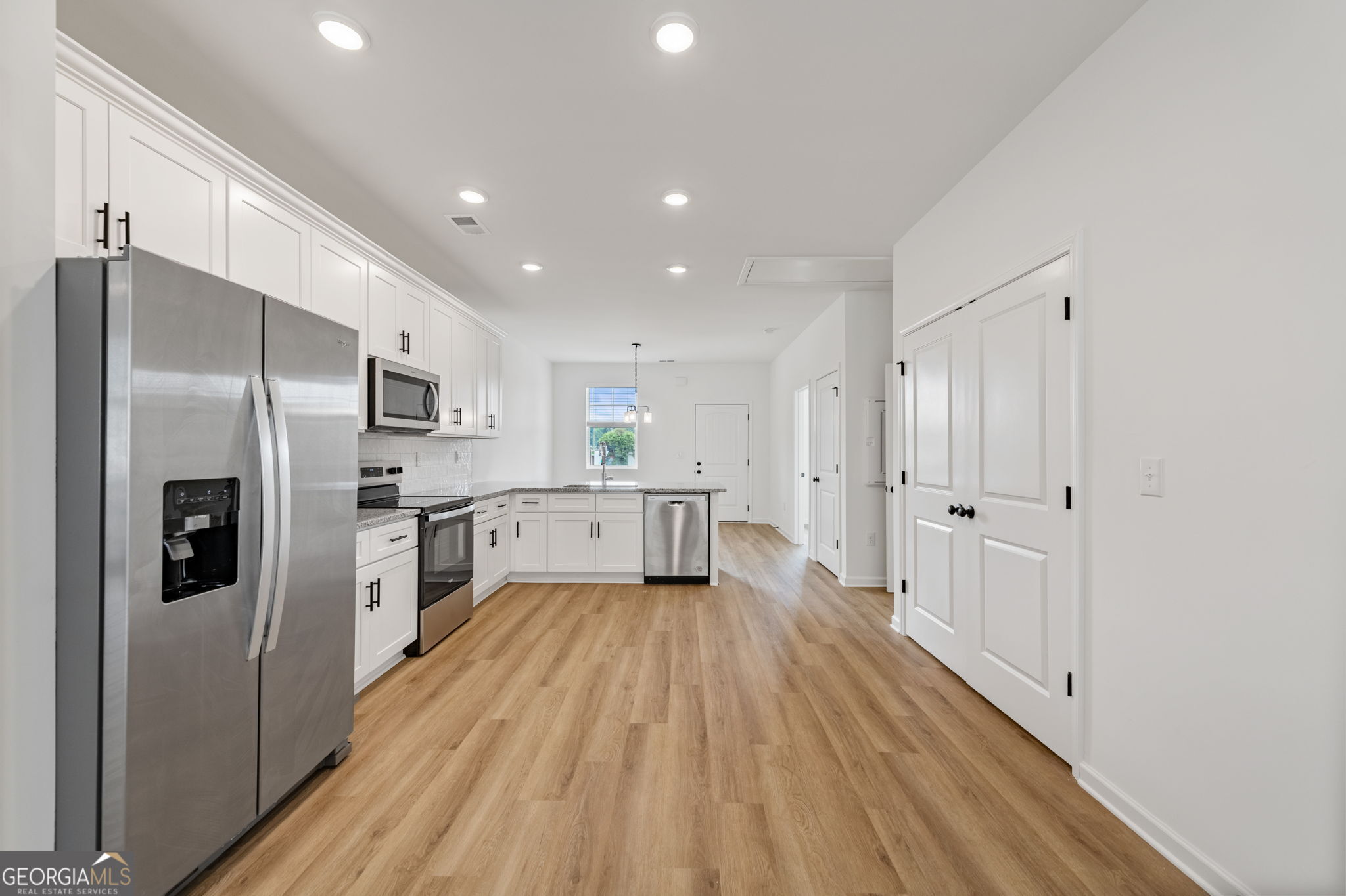 33 Grove Loop, Unit 33 Blue Ridge, GA 30513 - Photo 11 of 17