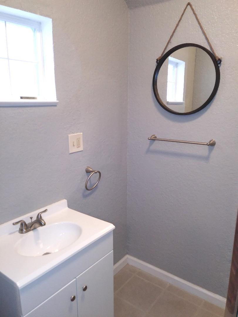 302 Ruberto Street Modesto, CA 95351 - Photo 12 of 26 Gallery Image 12