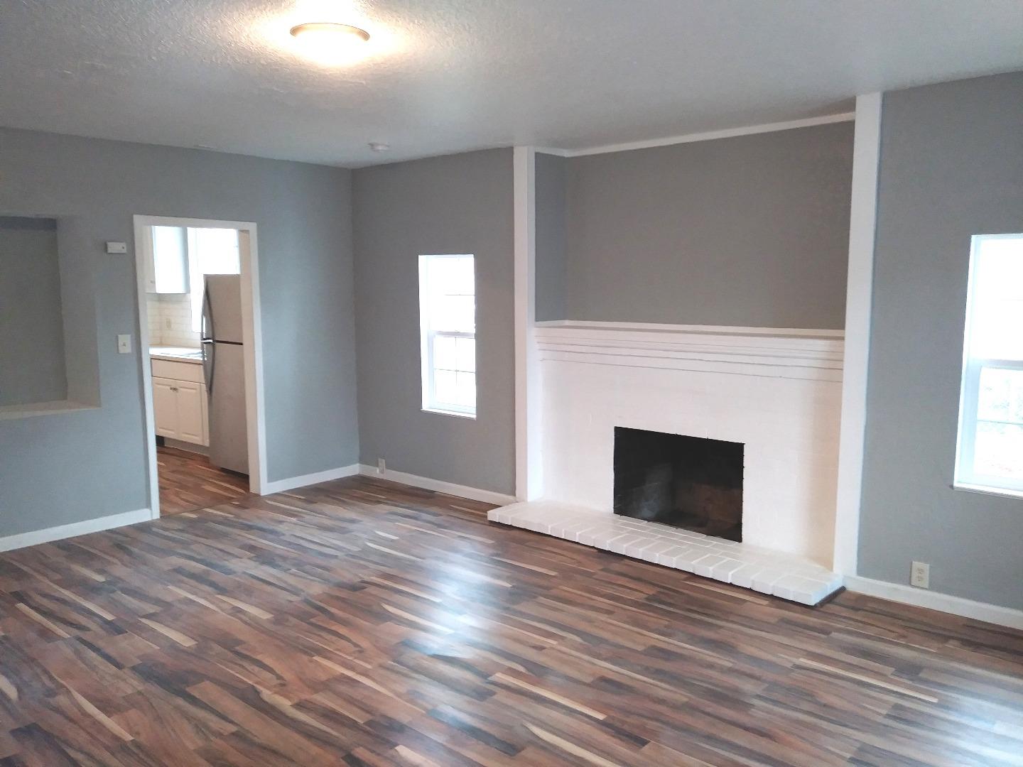302 Ruberto Street Modesto, CA 95351 - Photo 2 of 26 Gallery Image 2