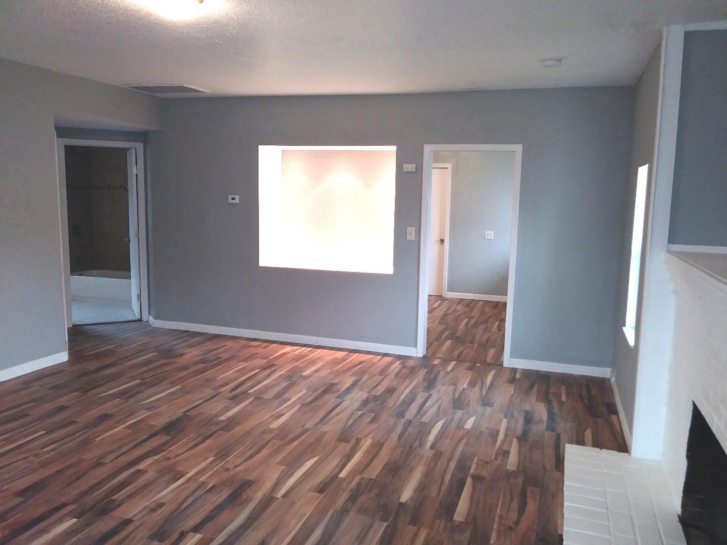 302 Ruberto Street Modesto, CA 95351 - Photo 4 of 26 Gallery Image 4