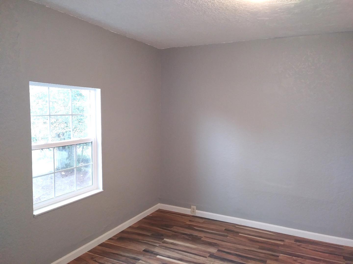 302 Ruberto Street Modesto, CA 95351 - Photo 6 of 26 Gallery Image 6