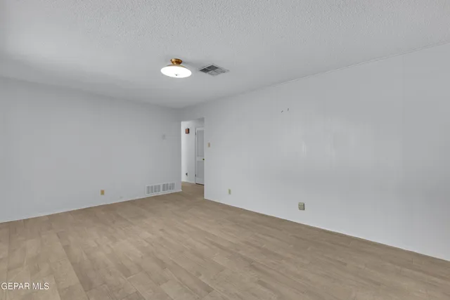 $250,000 | 10125 Castletown Drive, El Paso, TX 79925