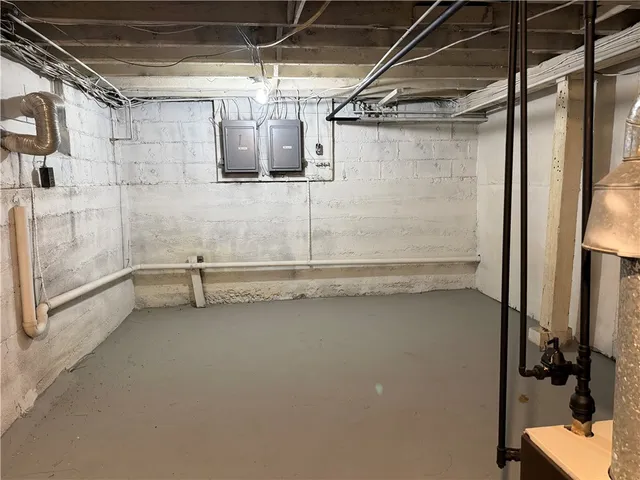 $2,000 | 1 Cottage Street, Unit 2, Johnston, RI 02919