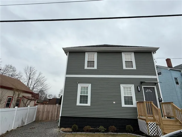 $2,000 | 1 Cottage Street, Unit 2, Johnston, RI 02919