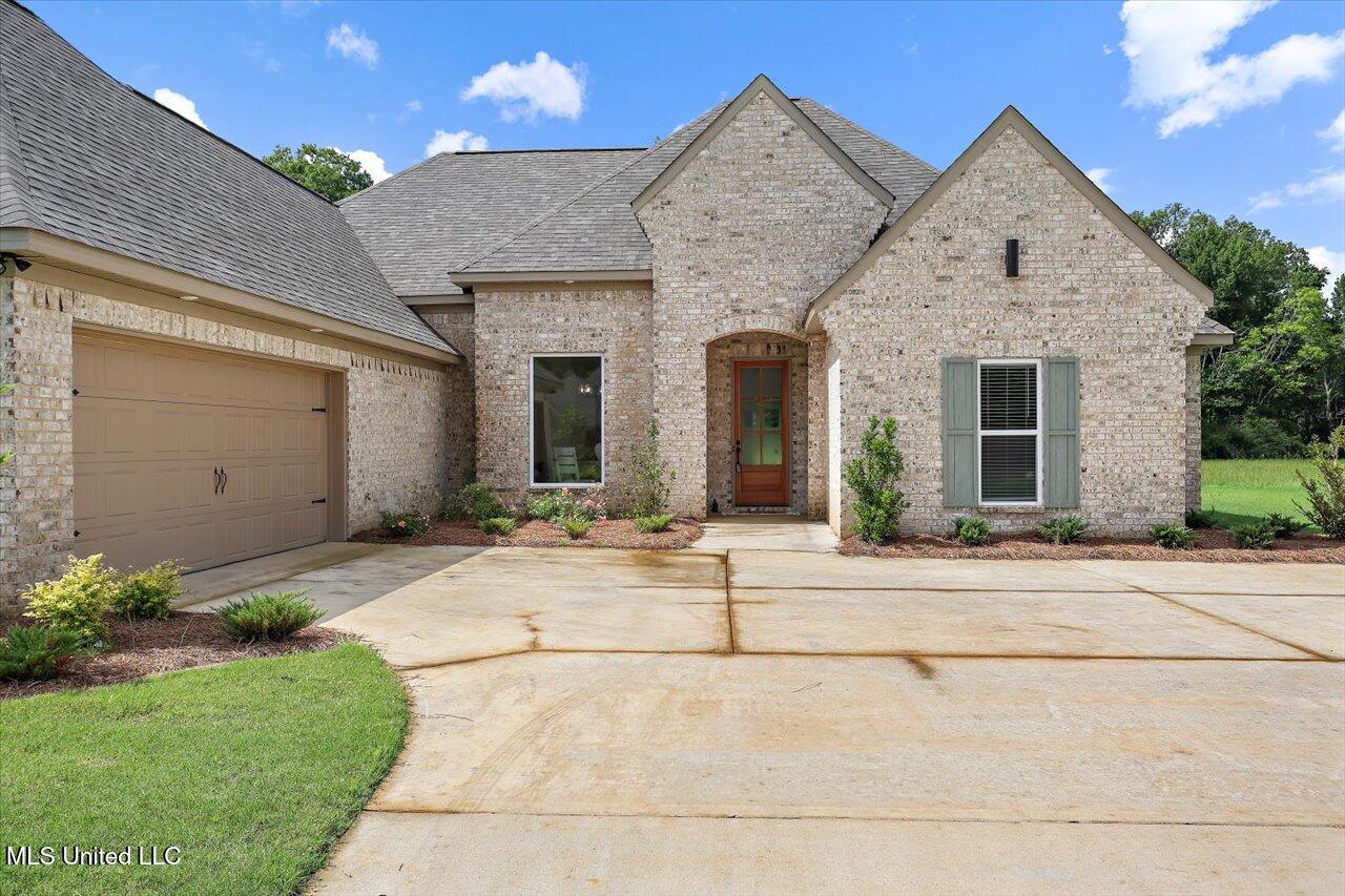 1015 Mullican Road Florence, MS 39073 - Photo 3 of 39 03-1015 Mullican Rd
