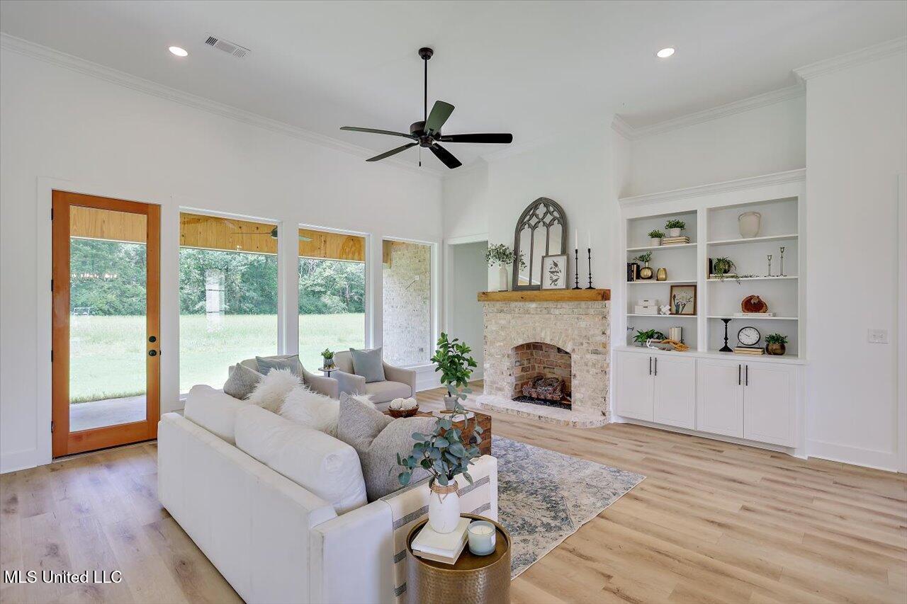 1015 Mullican Road Florence, MS 39073 - Photo 6 of 39 06-1015 Mullican Rd