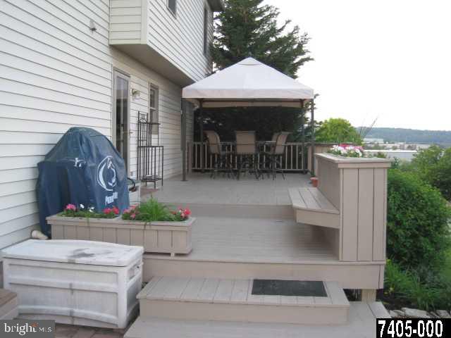 2334 Friesian Road York, PA 17406 - Photo 17 of 22 Gallery Image 17