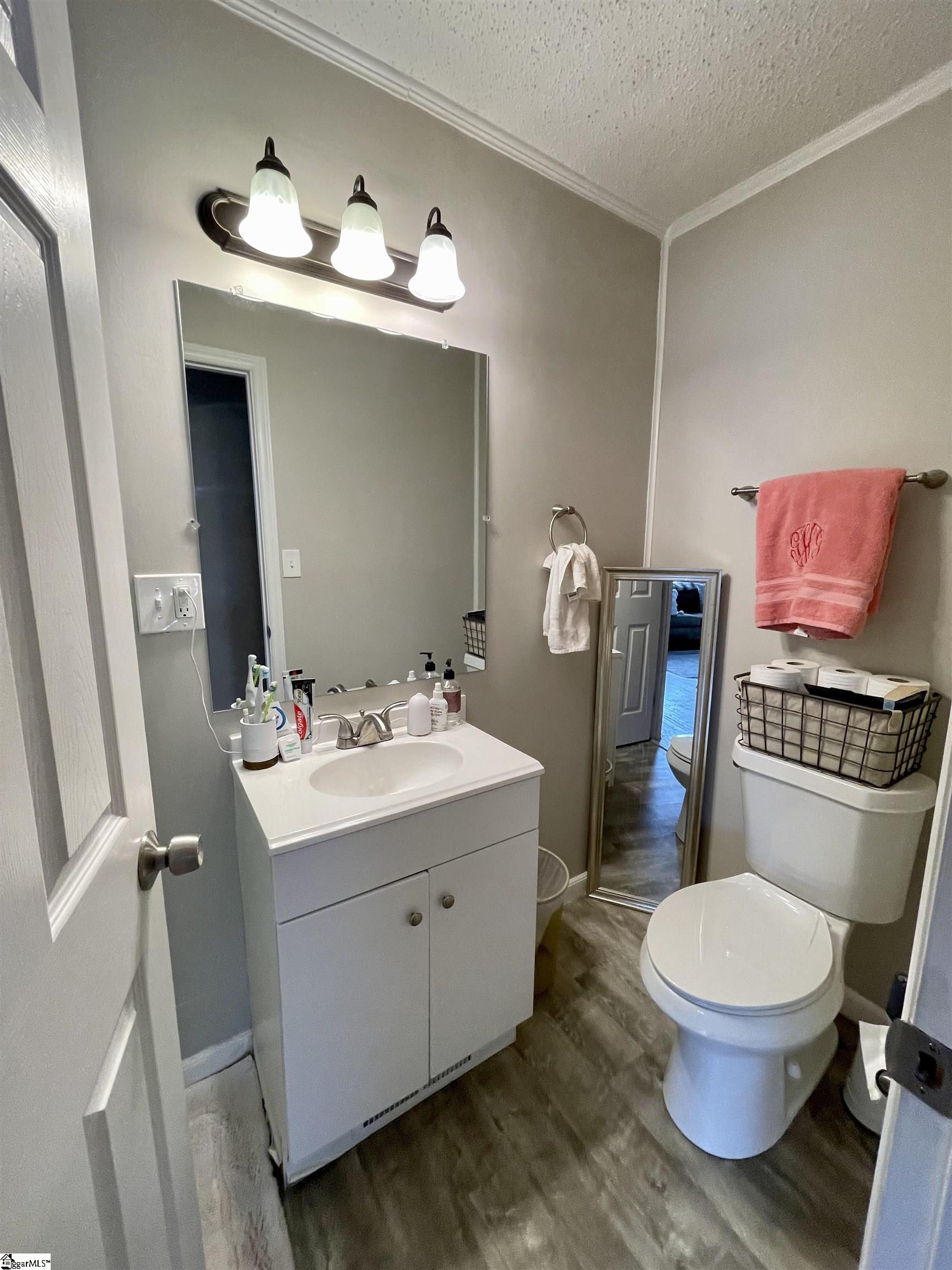 300 Elizabeth Street Clinton, SC 29325 - Photo 9 of 28 Gallery Image 9