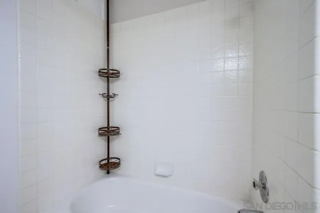 $944,000 | 5359 Triple Crown Drive, Bonsall, CA 92003