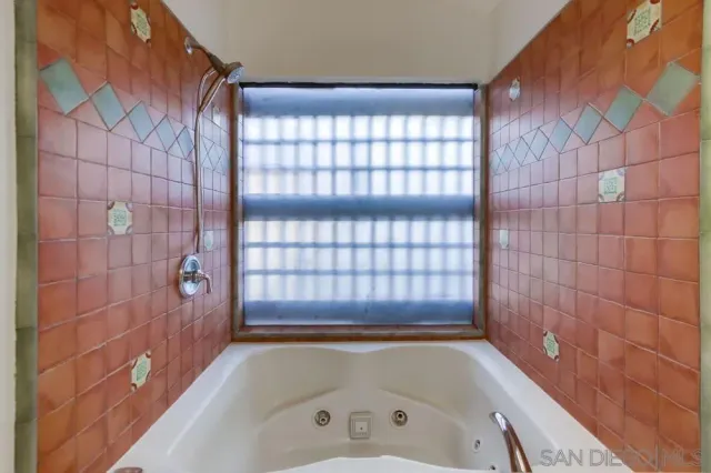 $944,000 | 5359 Triple Crown Drive, Bonsall, CA 92003