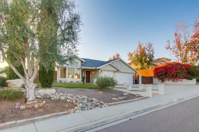 $944,000 | 5359 Triple Crown Drive, Bonsall, CA 92003