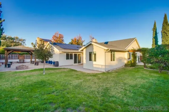 $944,000 | 5359 Triple Crown Drive, Bonsall, CA 92003