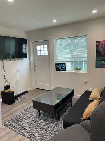 $5,990 | 2624 Regent Street, Unit A, Berkeley, CA 94704
