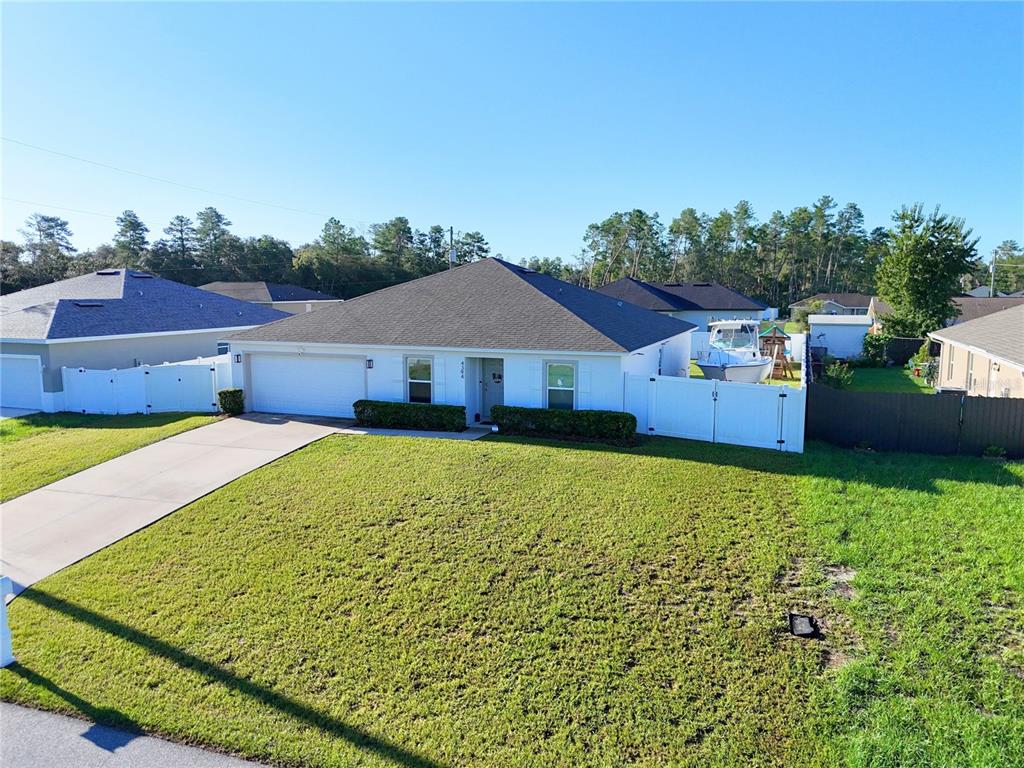 4394 Southwest 170th Street Road Ocala, FL 34473 - Photo 2 of 28 Gallery Image 2