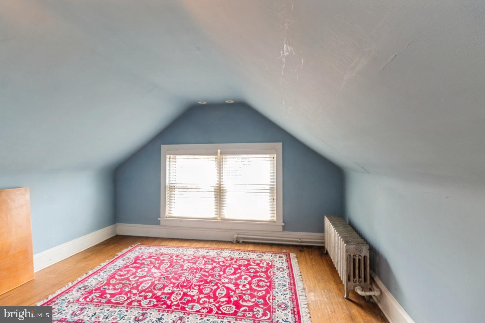 400 Maple Avenue Haddonfield, NJ 08033 - Photo 18 of 31 an empty room with a window