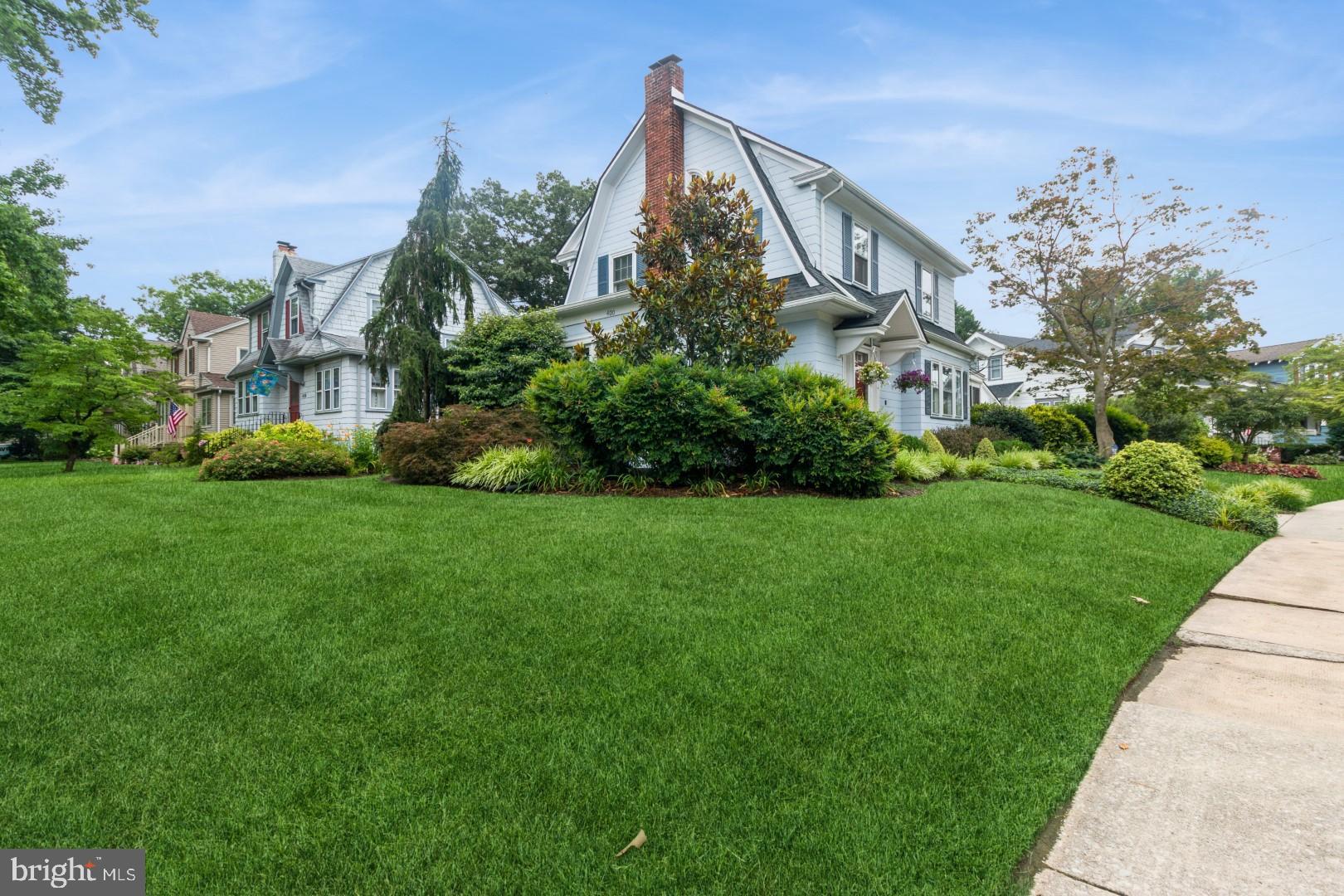 400 Maple Avenue Haddonfield, NJ 08033 - Photo 29 of 31 a front view of a house with a yard