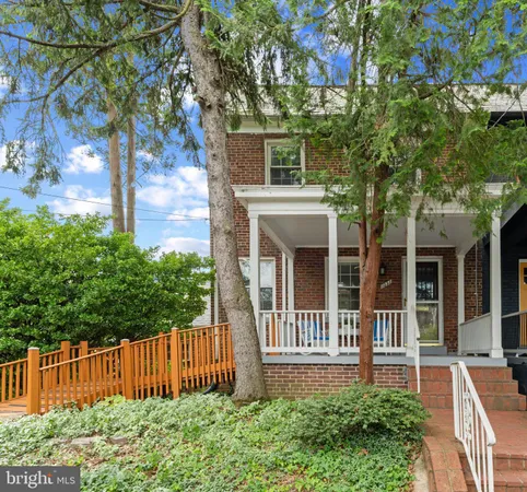 $640,000 | 1333 Varnum Street Northeast, Washington, DC 20017