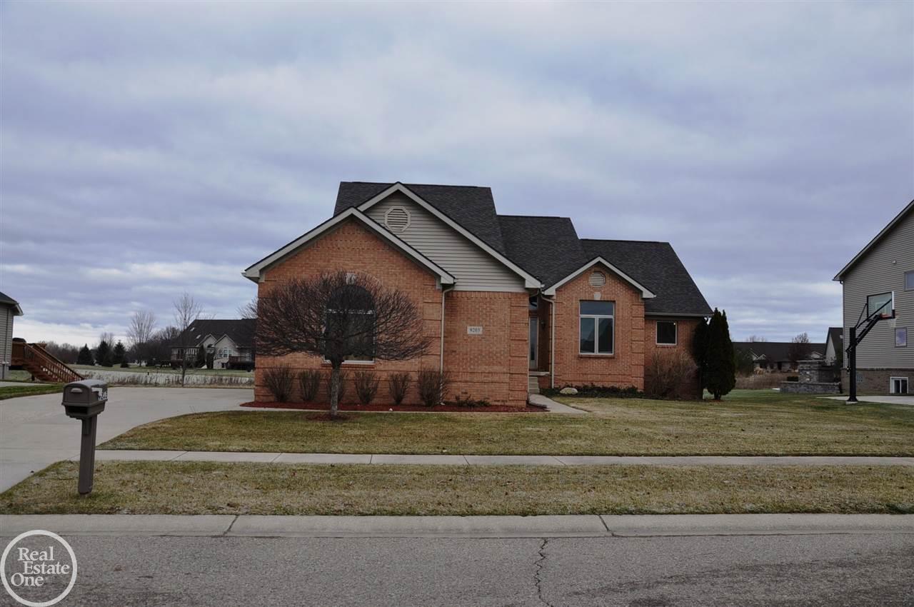 9203 Copper Ridge Drive Davison, MI 48423 - Photo 10 of 33 31367385-9.JPG