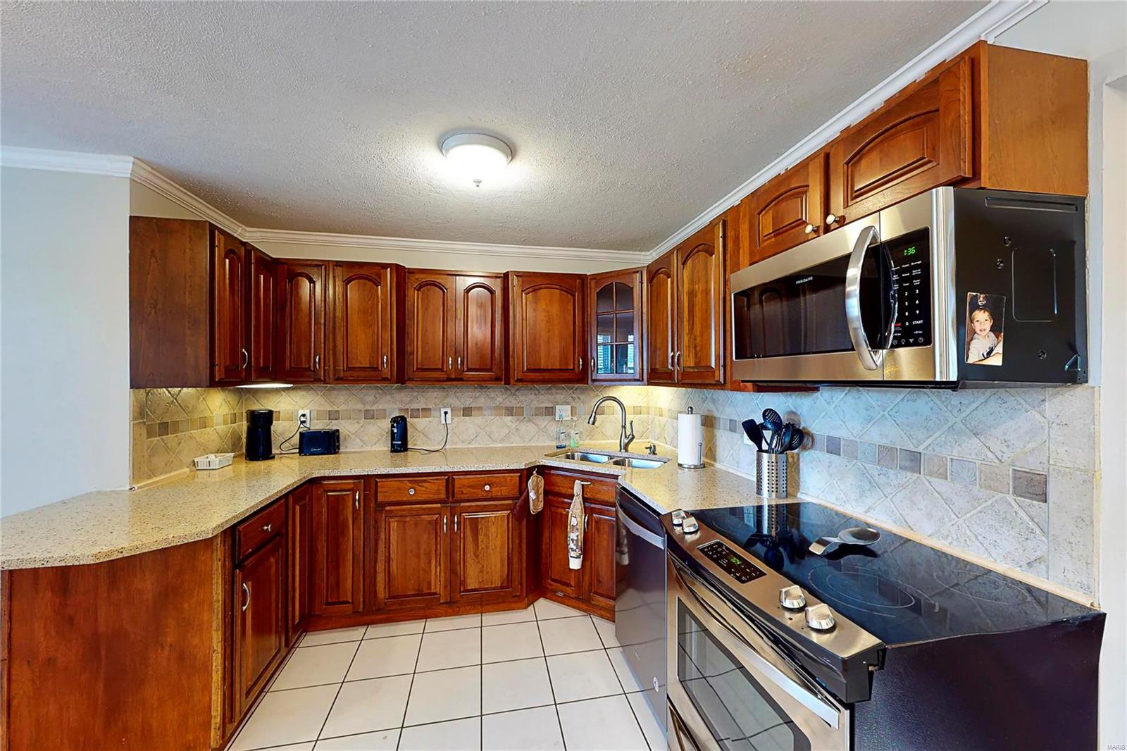 5700 Heintz Road St. Louis, MO 63129 - Photo 4 of 44 Gallery Image 4