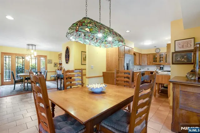 $798,777 | 258 Rivervale Road, River Vale, NJ 07675