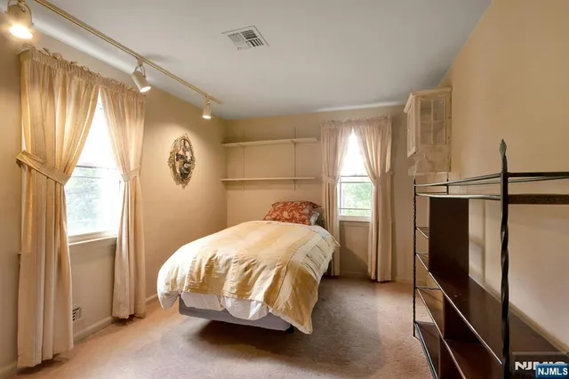 $798,777 | 258 Rivervale Road, River Vale, NJ 07675