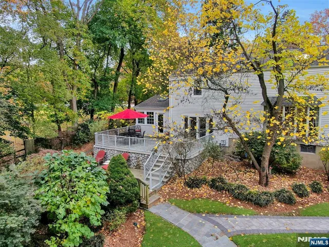 $798,777 | 258 Rivervale Road, River Vale, NJ 07675