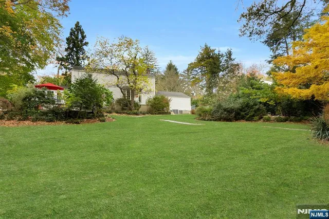 $798,777 | 258 Rivervale Road, River Vale, NJ 07675