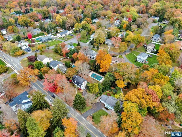 $798,777 | 258 Rivervale Road, River Vale, NJ 07675