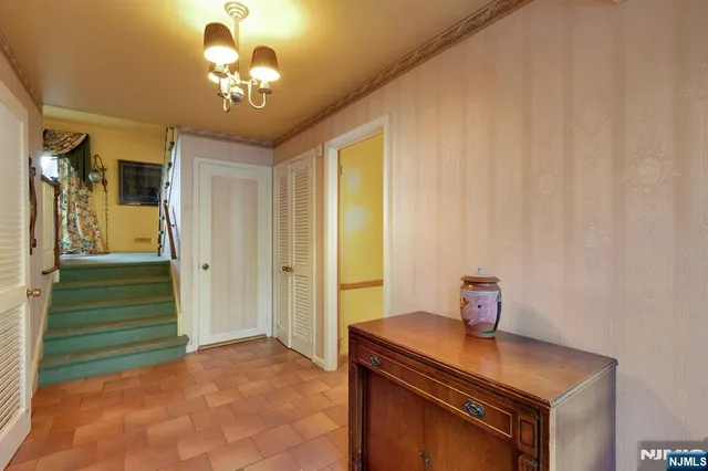 $798,777 | 258 Rivervale Road, River Vale, NJ 07675