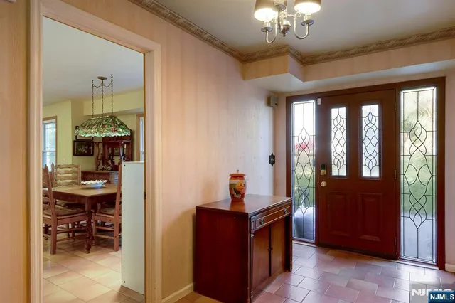 $798,777 | 258 Rivervale Road, River Vale, NJ 07675