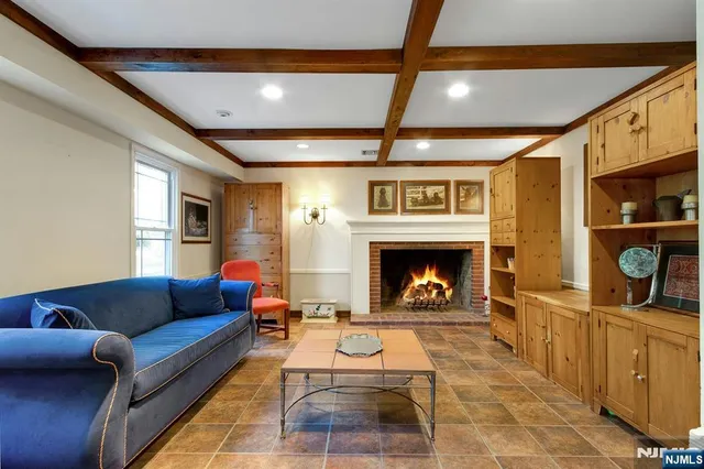 $798,777 | 258 Rivervale Road, River Vale, NJ 07675