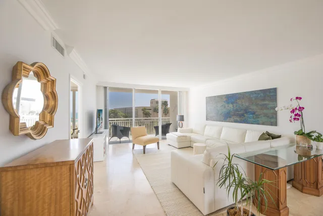 $15,000 | 2780 South Ocean Boulevard, Unit 512, Palm Beach, FL 33480