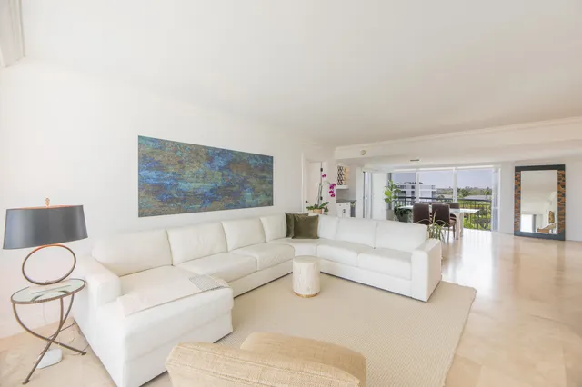 $15,000 | 2780 South Ocean Boulevard, Unit 512, Palm Beach, FL 33480